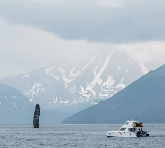 阿瓦查灣美食+奇岩巡航