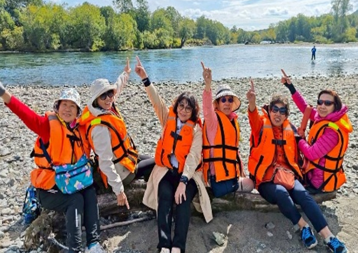 阿瓦查河探險與釣魚