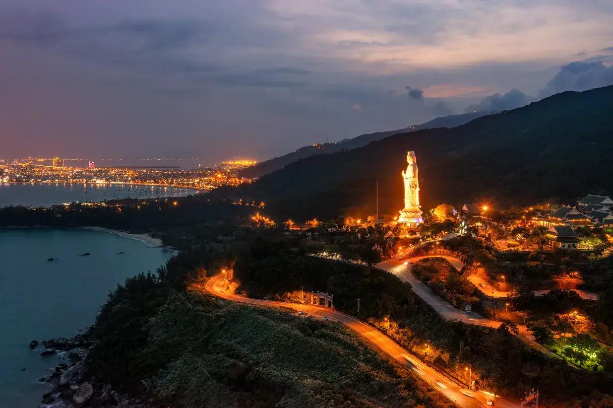 最美海灣山茶半島