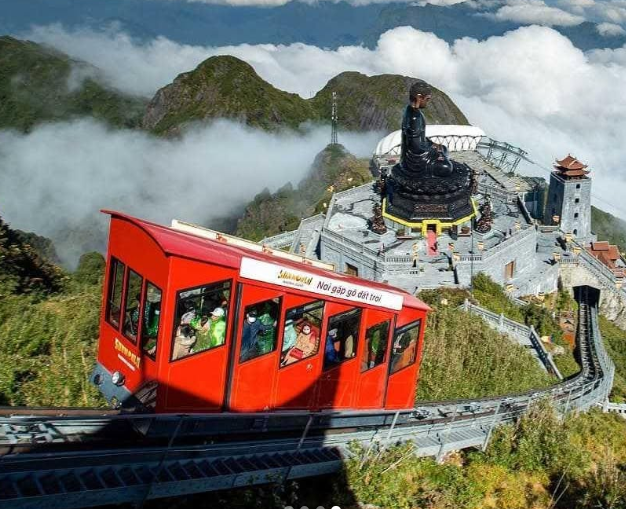 芒花登山列車