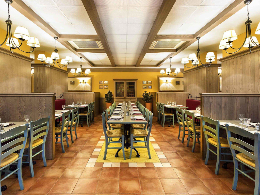 IBIS Saint Petersburg