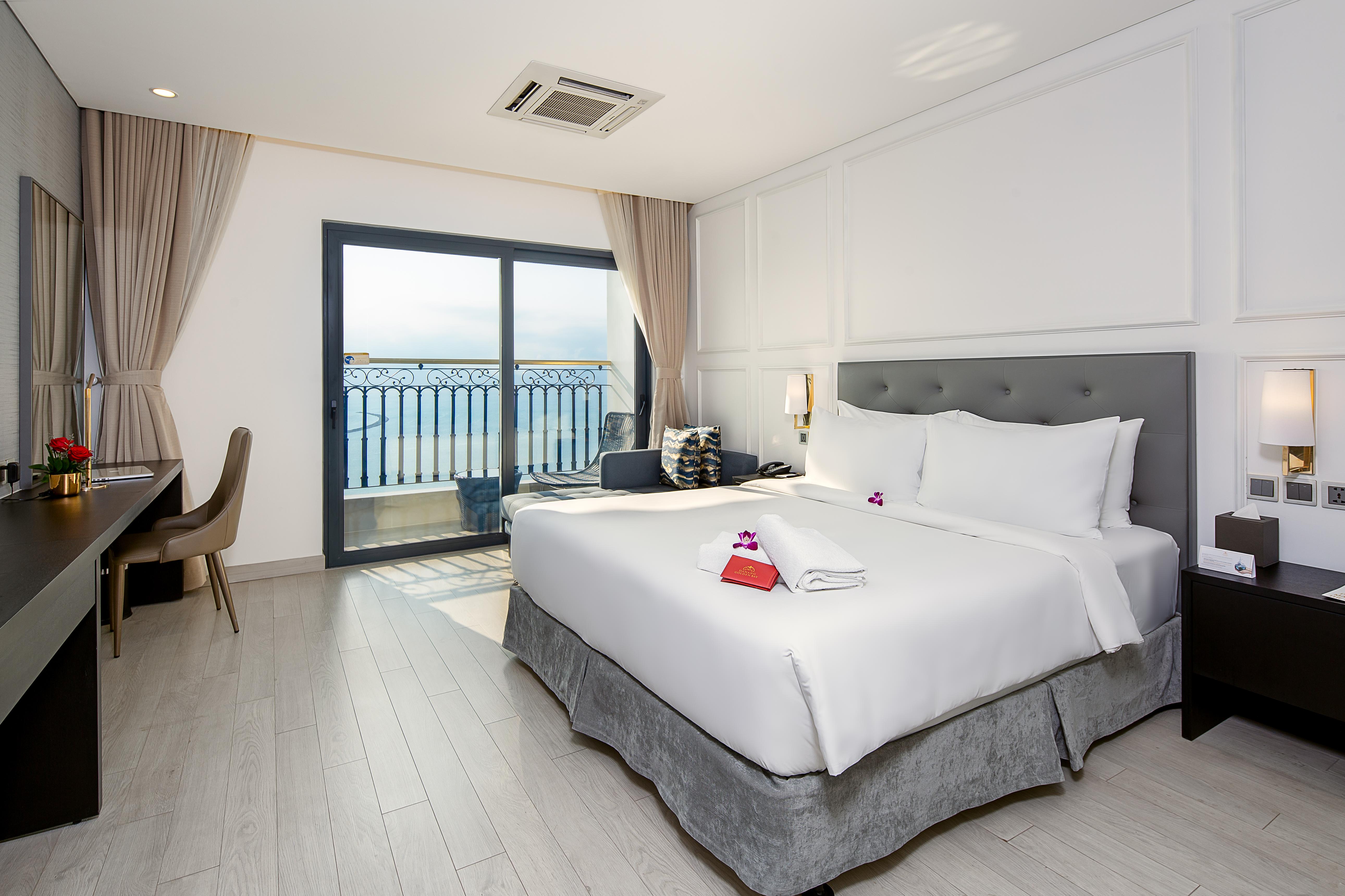 Wyndham Danang Golden Bay