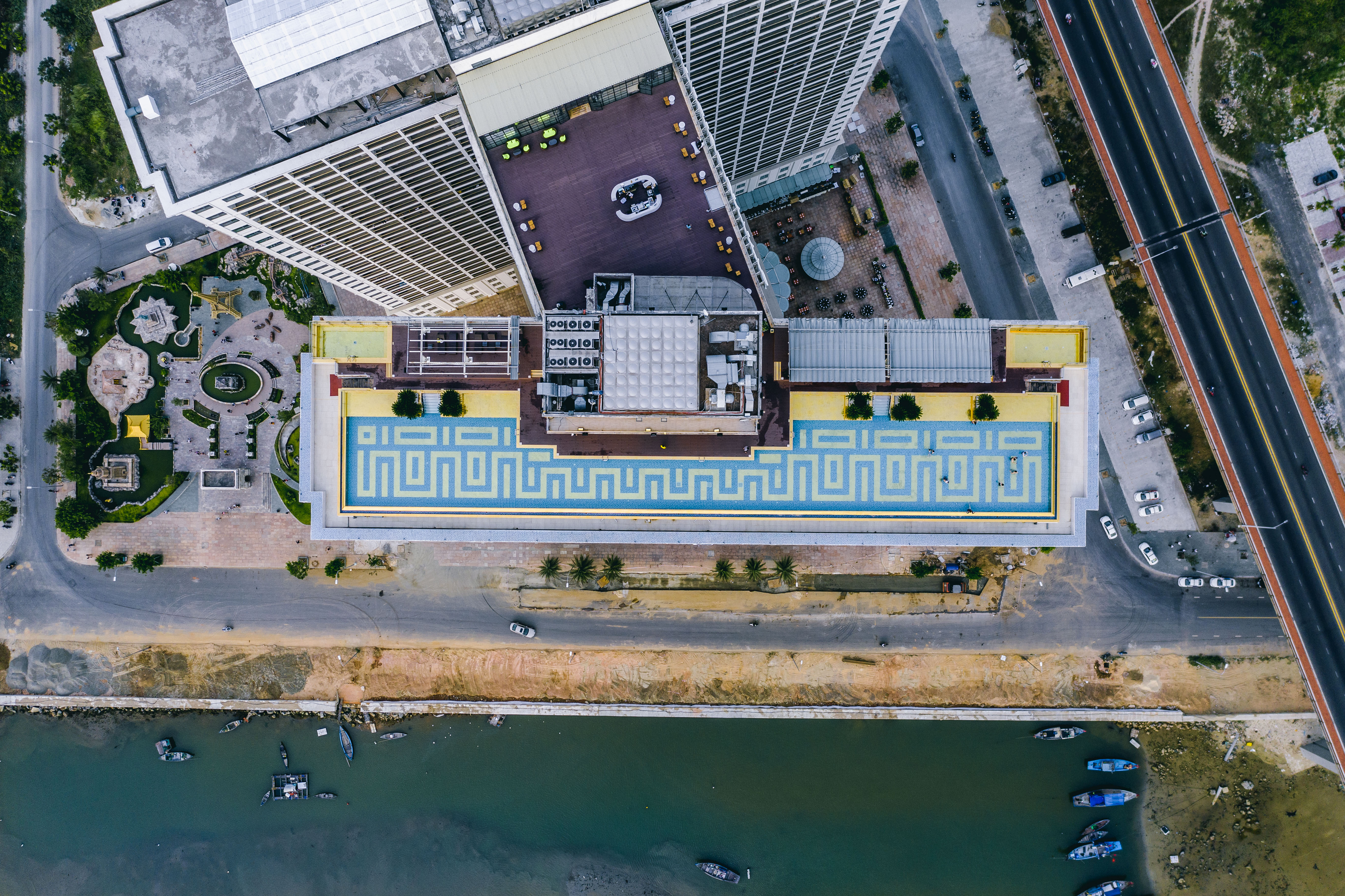 Wyndham Danang Golden Bay